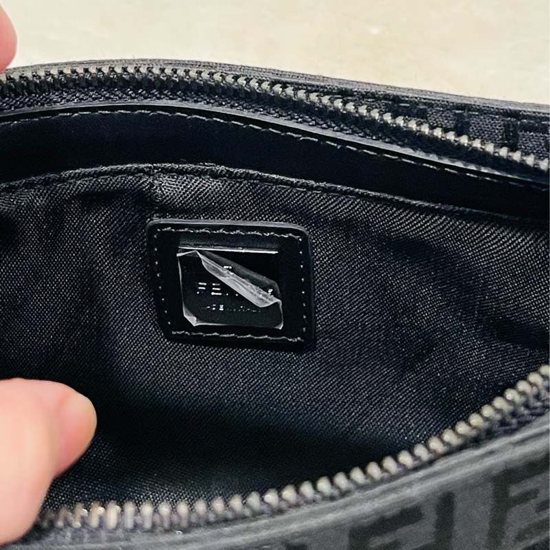 FENDI經典黑色老花 中麻將/腋下包 ✨Fendi麻將包 肩背包 腋下包 黑色Fendi原花 手提包 腋下包-14