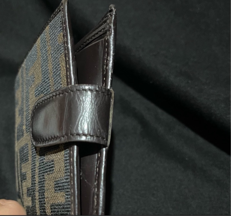 FENDI 芬迪 老花短夾-14