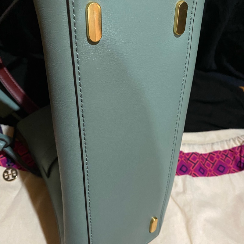 TORY BURCH Lee Radziwill 鎖釦莫蘭迪綠金釦肩背包 凱莉包(小號)-14