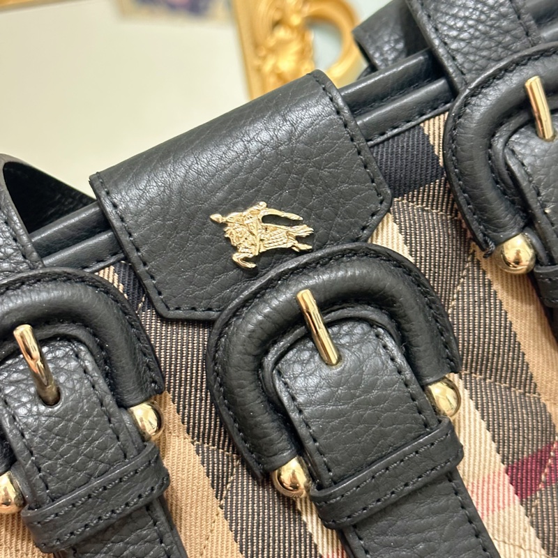 原本買六萬多！Burberry經典格紋手提包👜 托特包🐎-11