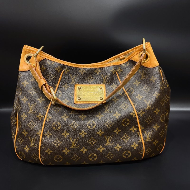 Louis Vuitton LV 字紋南瓜肩背包/側肩包-0