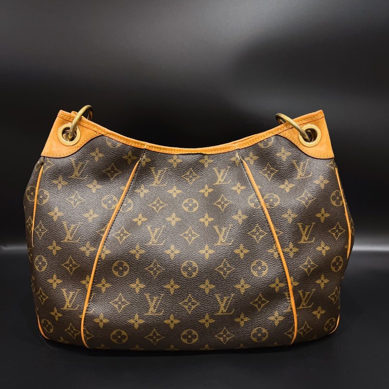 Louis Vuitton LV 字紋南瓜肩背包/側肩包-1