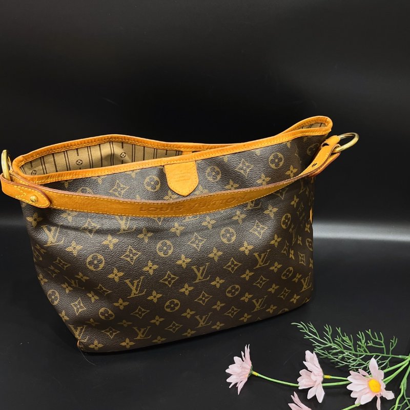 Louis Vuitton LV 老花字紋單肩包/肩背包-0