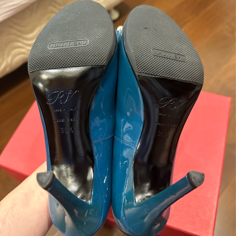 Roger Vivier 高根鞋 10公分 尺寸37-1