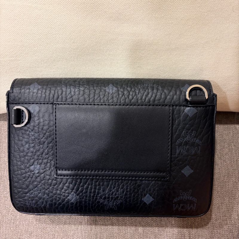 MCM 皮革 Millie 斜背包-3