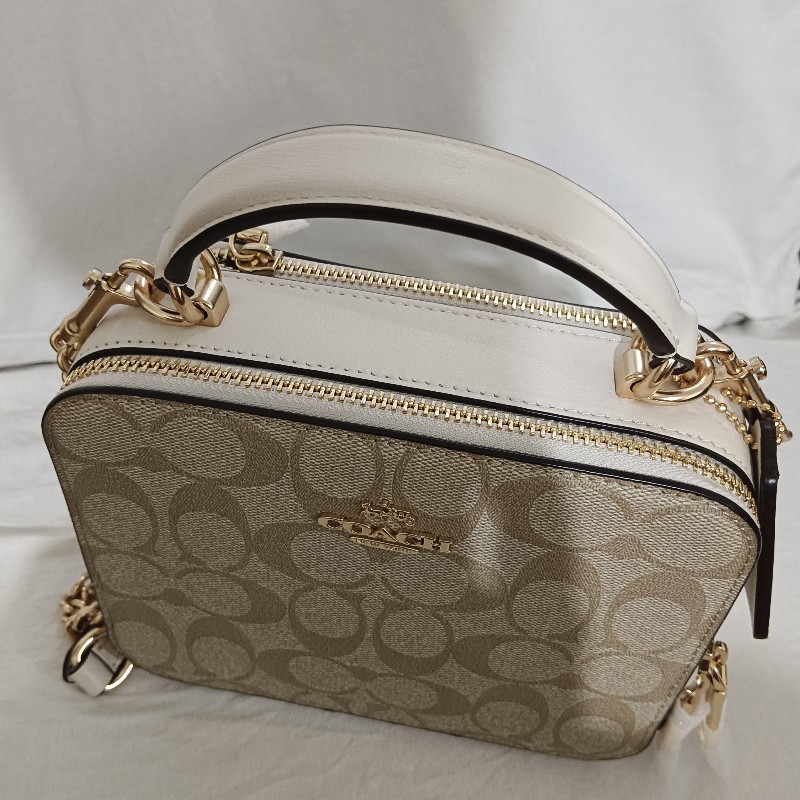 coach斜背小箱包-2