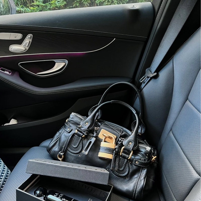 幾乎全新|Chloé傳奇「鎖頭包」 牛皮 質感全黑鎖頭包 Paddington Bag-0