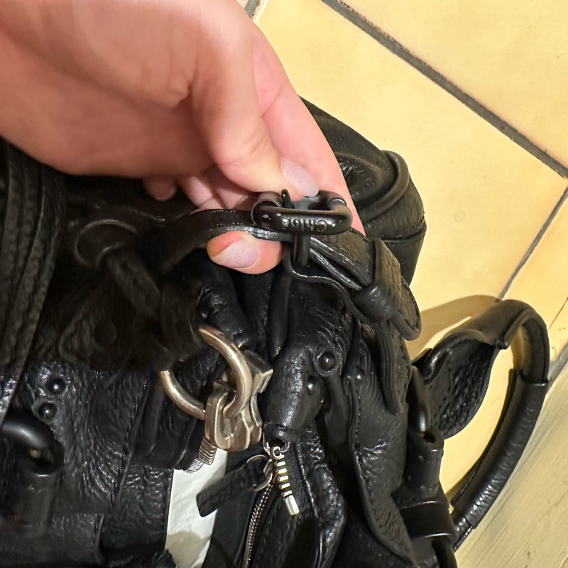 幾乎全新|Chloé傳奇「鎖頭包」 牛皮 質感全黑鎖頭包 Paddington Bag-13