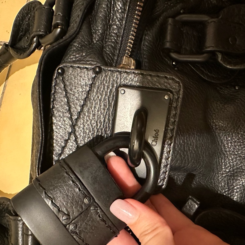 幾乎全新|Chloé傳奇「鎖頭包」 牛皮 質感全黑鎖頭包 Paddington Bag-15