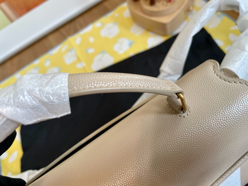 ❤️ Saint Laurent Cassandra 手提包 中款 奶茶色 未使用商品-15