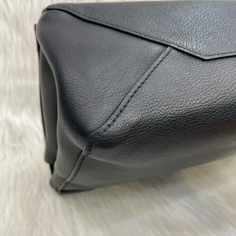 Louis Vuitton M50250黑牛皮銀轉扣Lockme II兩用包-8