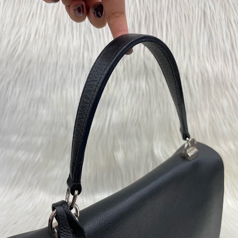 Louis Vuitton M50250黑牛皮銀轉扣Lockme II兩用包-11