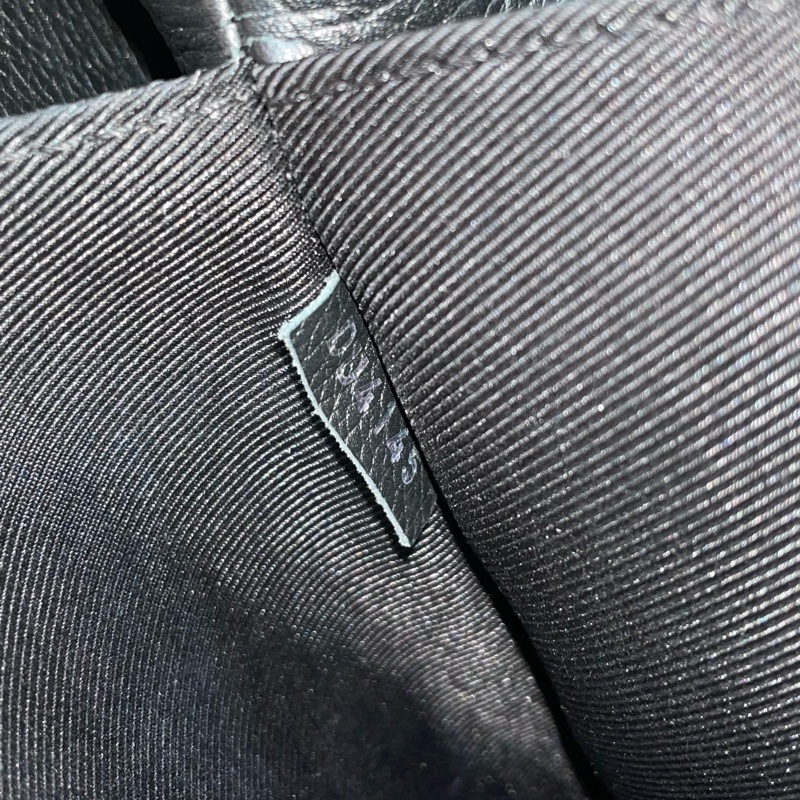 Louis Vuitton M50250黑牛皮銀轉扣Lockme II兩用包-22