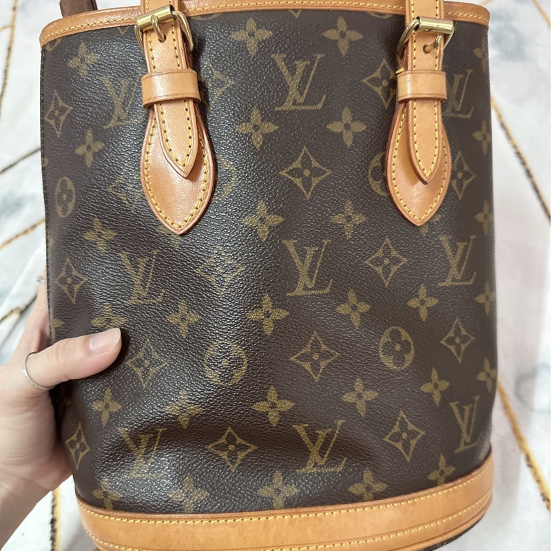 LOUIS VUITTON 水桶包 Bucket PM M42238-5