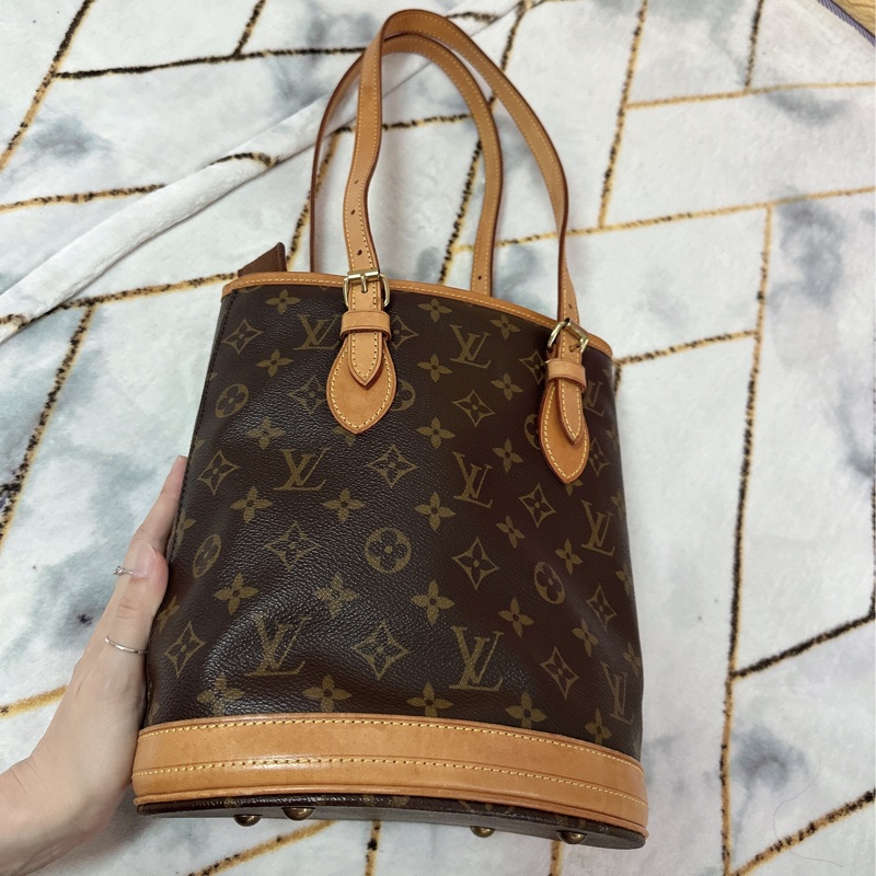 LOUIS VUITTON 水桶包 Bucket PM M42238-6