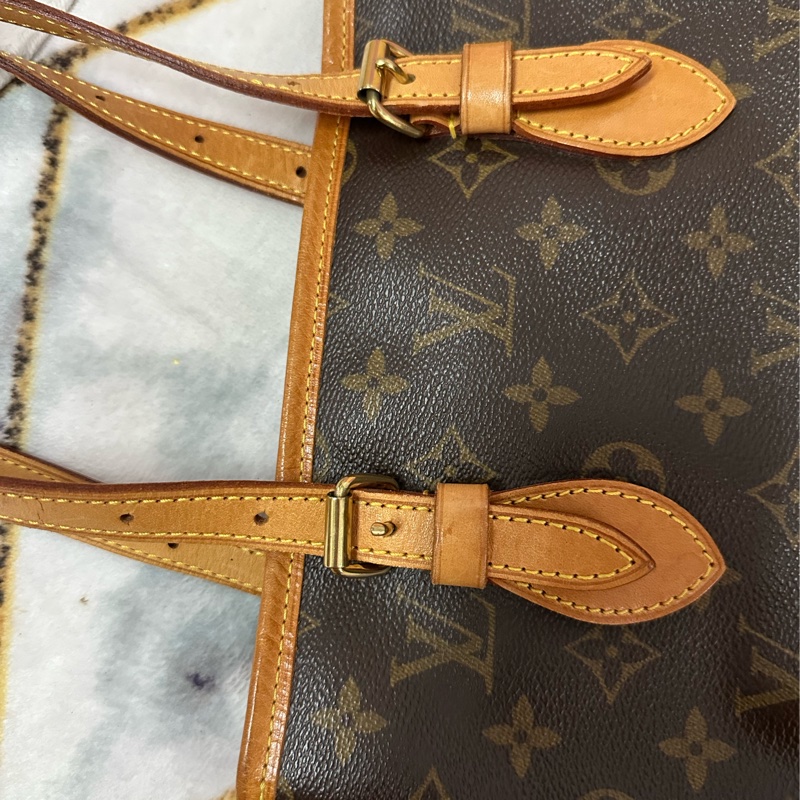 LOUIS VUITTON 水桶包 Bucket PM M42238-18