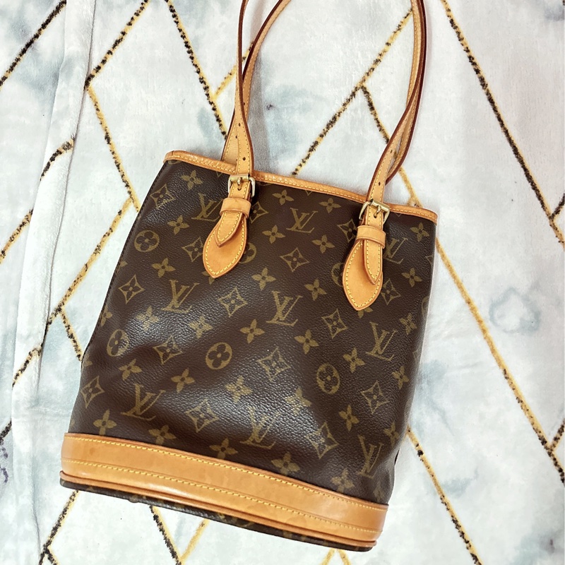 LOUIS VUITTON 水桶包 Bucket PM M42238-19