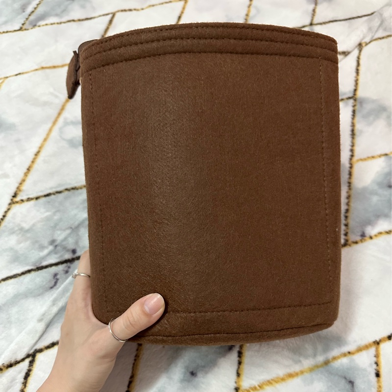 LOUIS VUITTON 水桶包 Bucket PM M42238-30