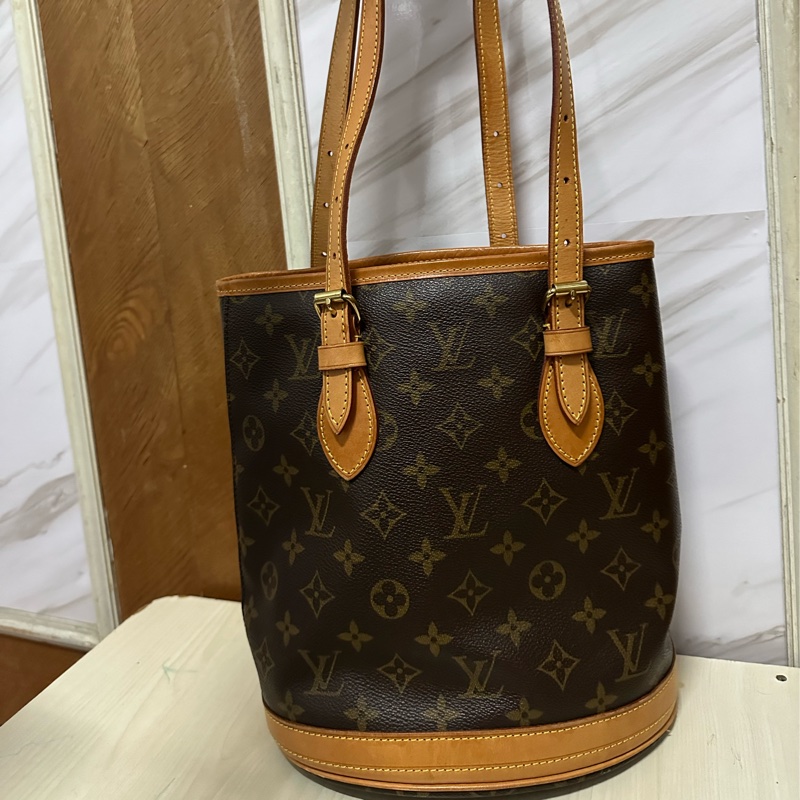 LOUIS VUITTON 水桶包 Bucket PM M42238-12