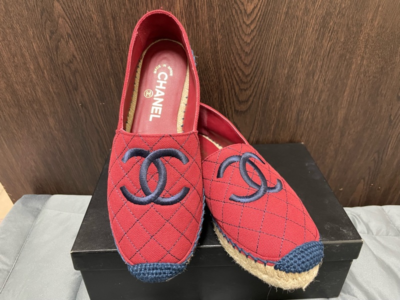 chanel 酒紅色菱格漁夫鉛筆帆布草編平底鞋-1