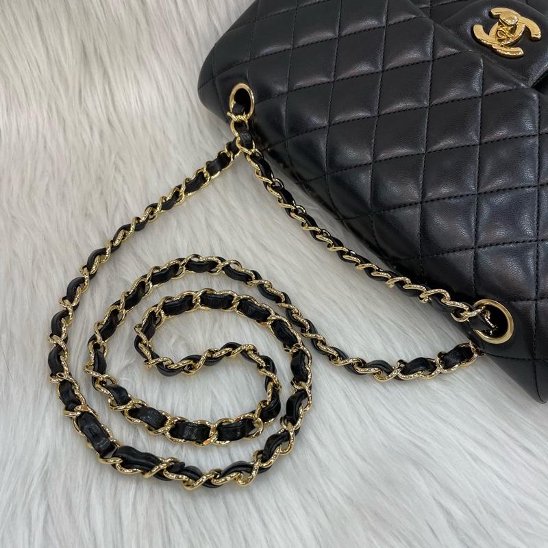 Chanel A01112黑羊皮金釦Coco 25口蓋包Classic Flap-9