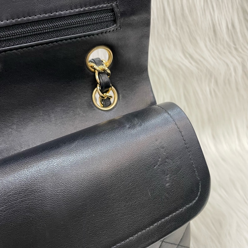 Chanel A01112黑羊皮金釦Coco 25口蓋包Classic Flap-15