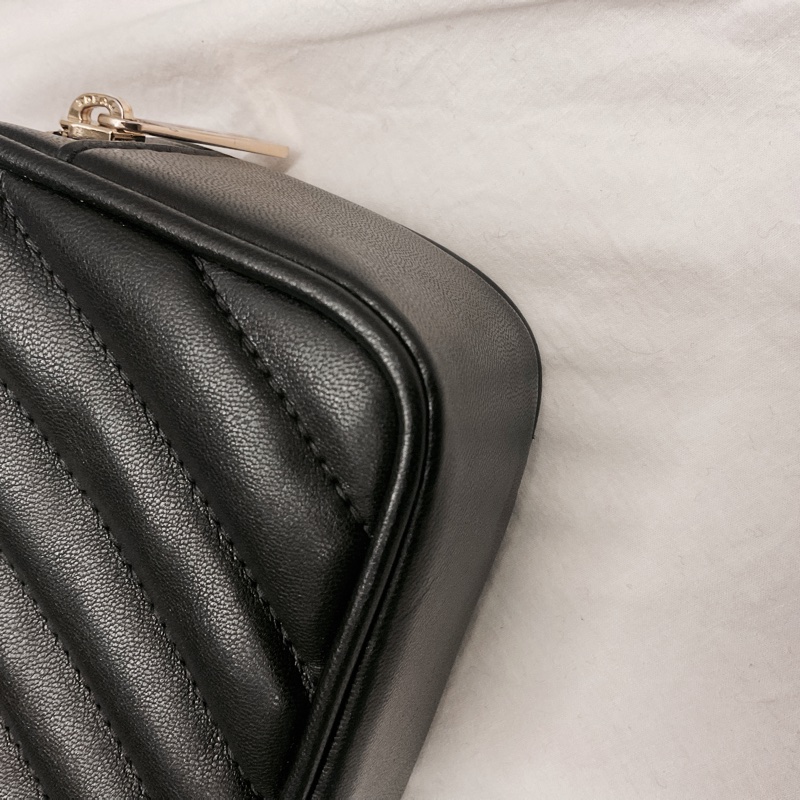 MK 小羊皮腰包-14