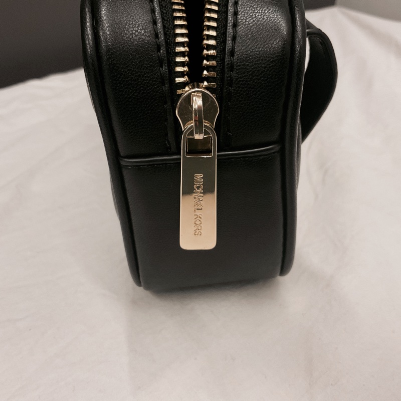 MK 小羊皮腰包-17