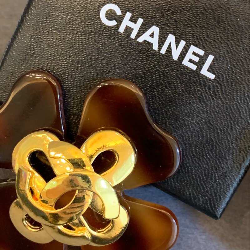 CHANEL 玳瑁幸運草胸針 老香飾品 鍍24K金-2