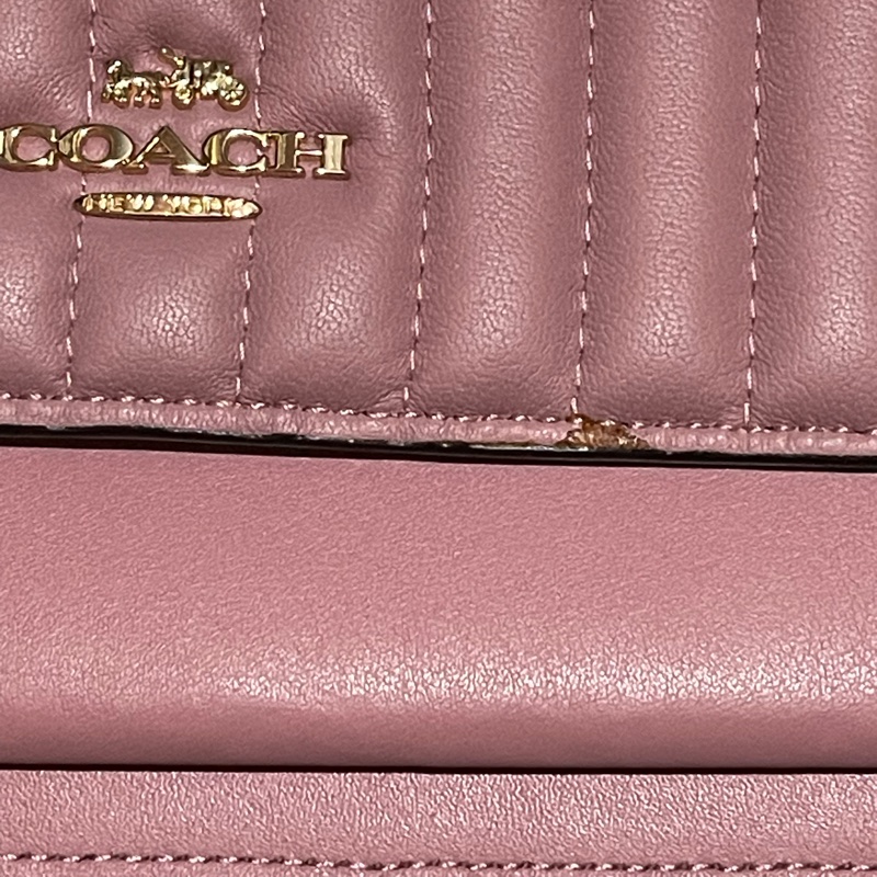 Coach金釦枚粉肩背包-37