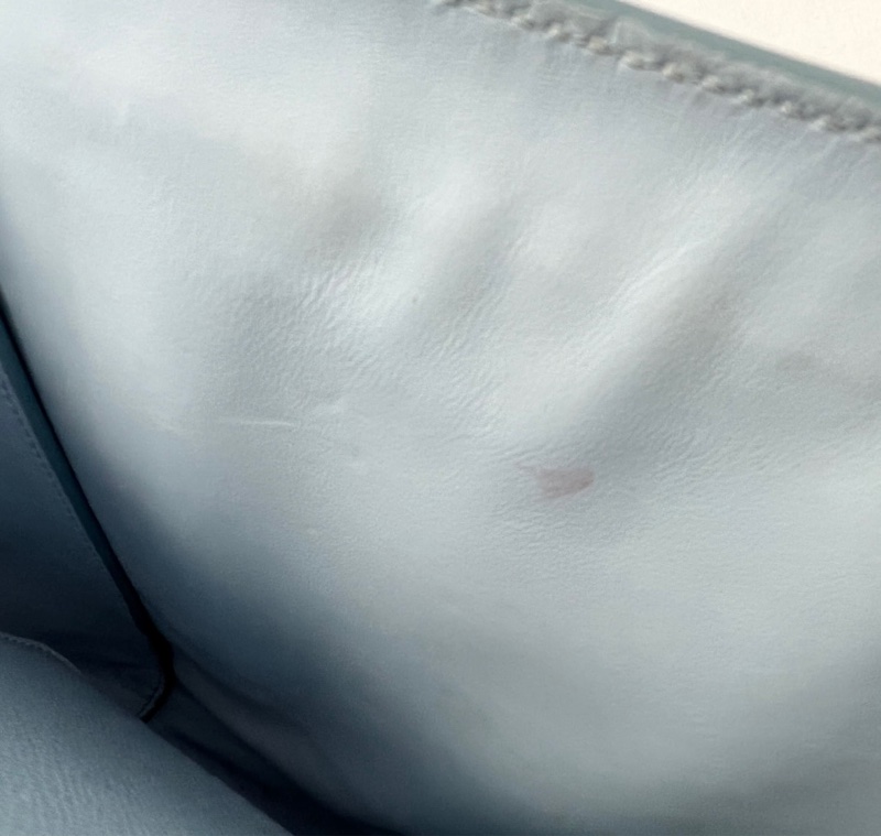 激甜出清✨Salvatore Ferragamo夏日必備菲拉格慕蝴蝶結包壓紋牛皮手提肩背斜背三用鍊帶包(冰藍)-30