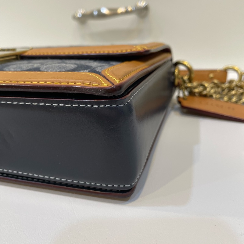 Coach 經典藍 丹寧質感Chambray 香布雷 Hutton 鍊帶肩背包-13