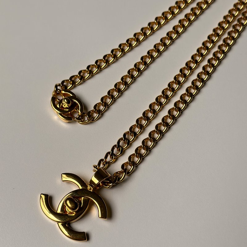 CHANEL 雙書包扣長項鍊 鎖頭書包扣 大明星同款 老香飾品 鍍24K金-1