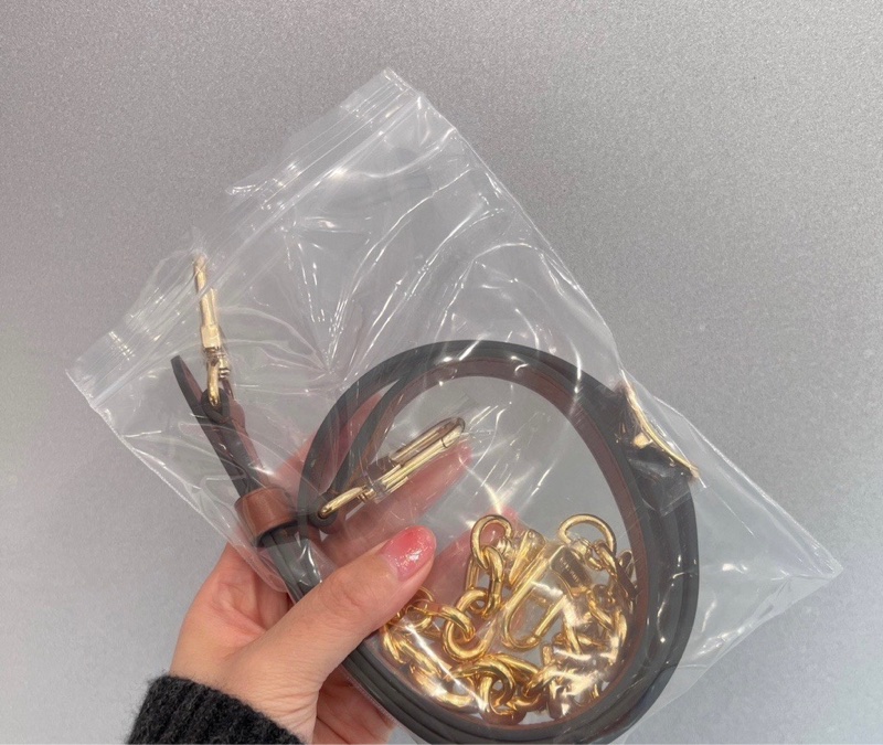 LV路易威登 LOOP HOBO經典 老花腋下包 法棍包 半月包 單肩包-6