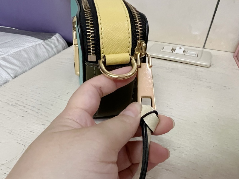 Marc jacobs相機包黃綠配色-3