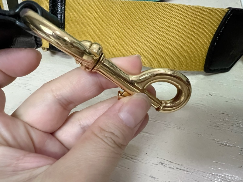 Marc jacobs相機包黃綠配色-12