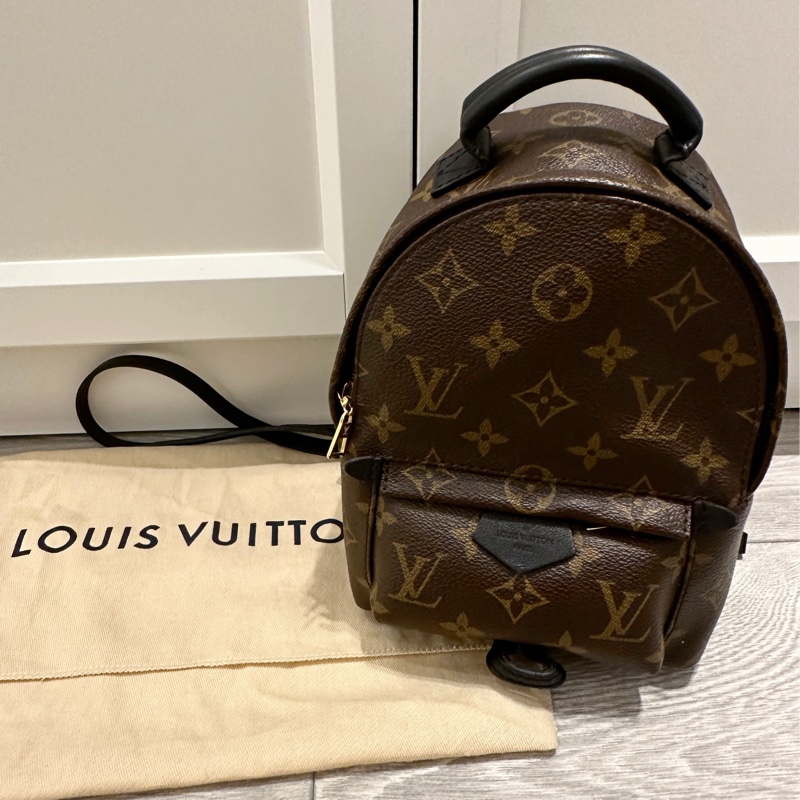 LV Palm Springs Mini 後背包 小紅書 歐美 ins傳搭-1