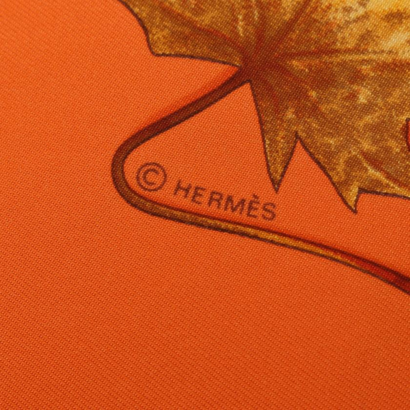 【日本直送】 中古HERMES[AB]方巾90 「A WALK IN THE PARK」 絲巾 絲 橙色 多彩色-1