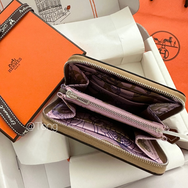 [全新現貨] Hermes 愛馬仕 SILK’IN 絲巾短夾 奶茶色-1