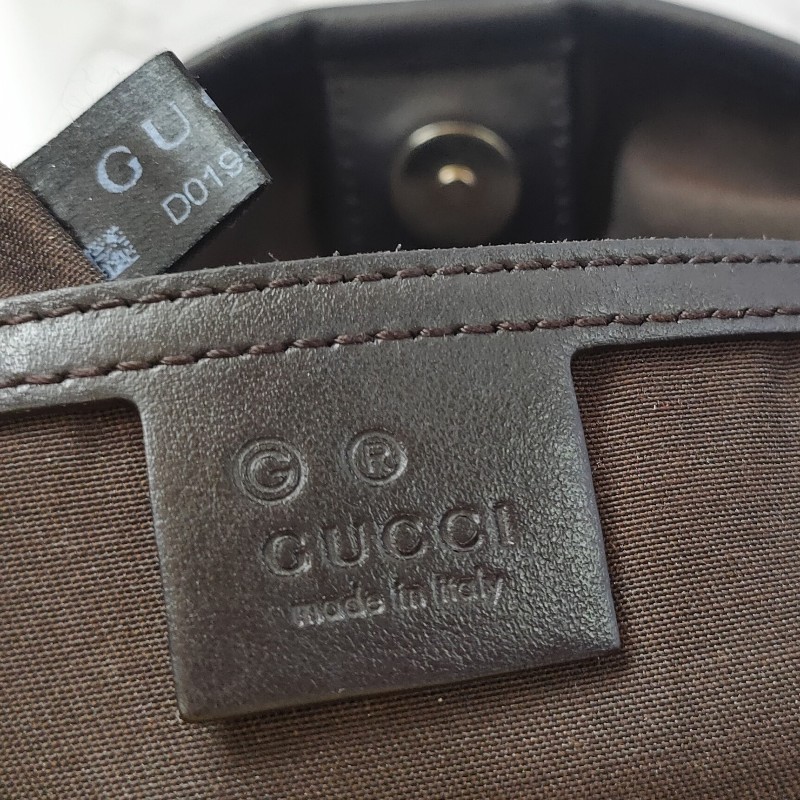 （已售出）9成新正品gucci 經典雙G LOGO皮革壓紋橫式托特包.深咖-17