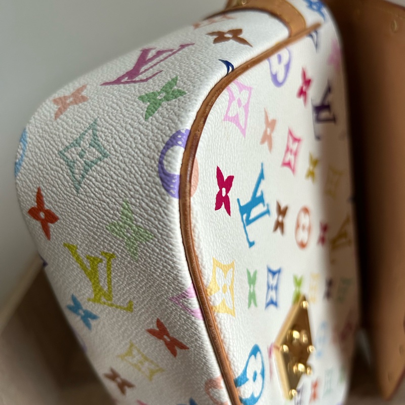 LV白彩側背包/肩背包《一件不留，缺現金大出清》-16