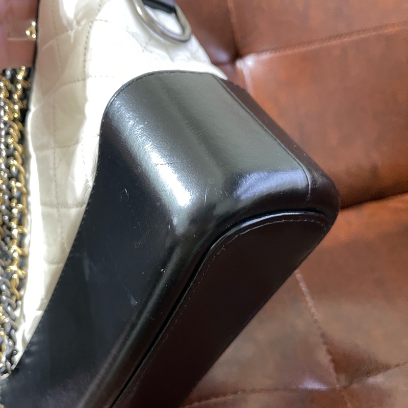 CHANEL 香奈兒 黑白熊貓色 流浪包-19