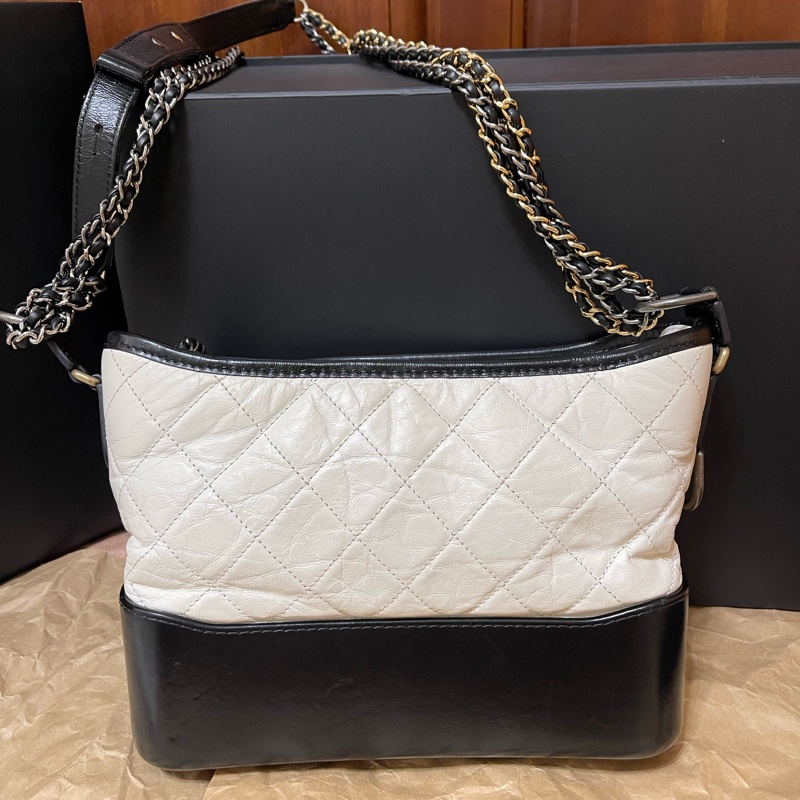 CHANEL 香奈兒 黑白熊貓色 流浪包-6