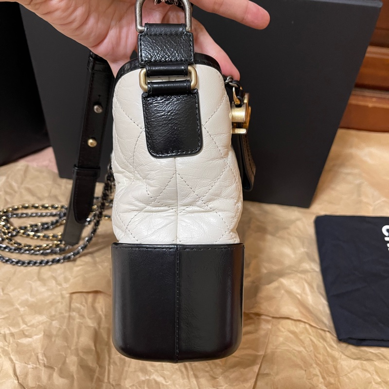 CHANEL 香奈兒 黑白熊貓色 流浪包-8