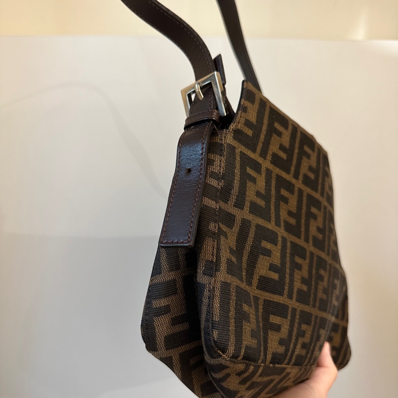 Fendi 老花肩背包-6