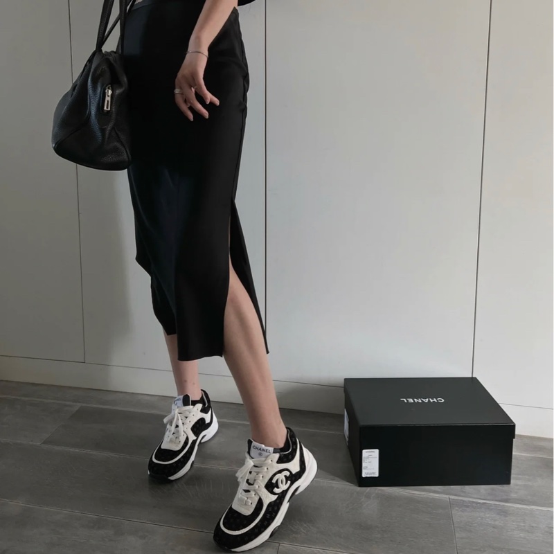 Chanel 香奈兒 經典雙C LOGO 滿版暗紋小LOGO運動鞋 熊貓鞋 黑白/39碼-7