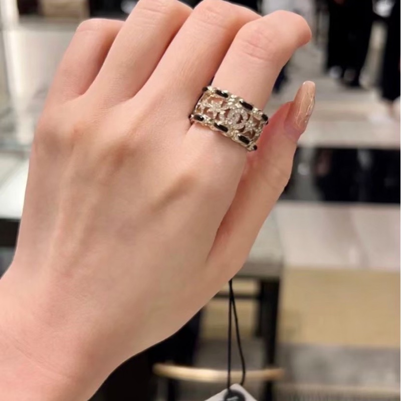 Chanel 香奈兒 經典雙C LOGO 星星元素琺瑯鏤空 戒指 金色/52碼-1