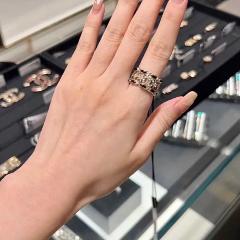 Chanel 香奈兒 經典雙C LOGO 星星元素琺瑯鏤空 戒指 金色/52碼-2