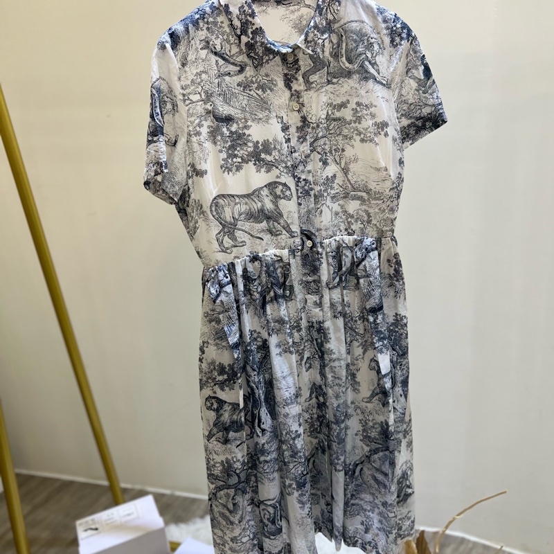 Dior動物圖騰兩件式洋裝-7