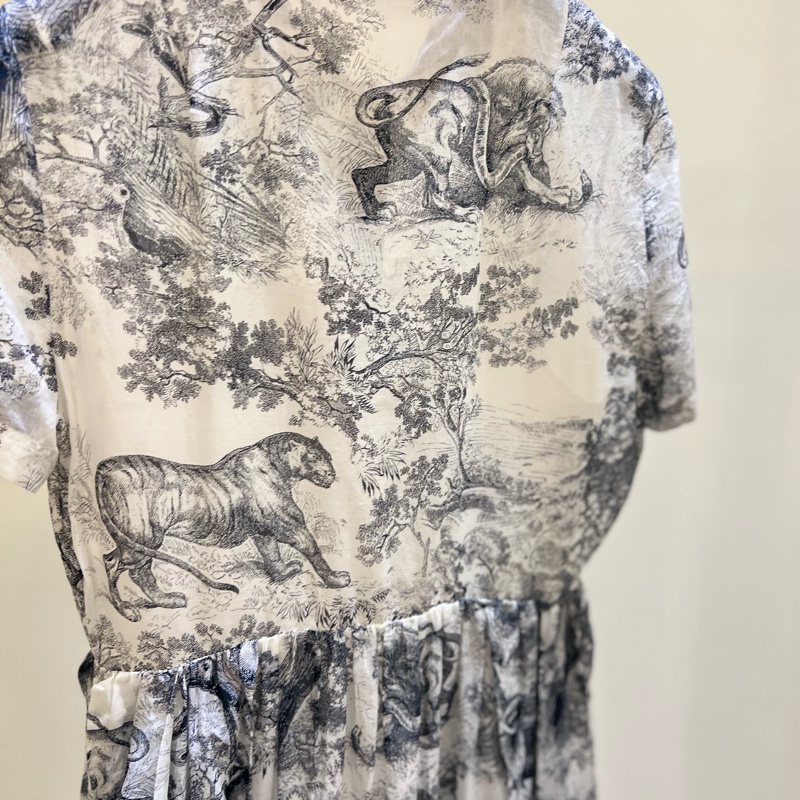 Dior動物圖騰兩件式洋裝-12
